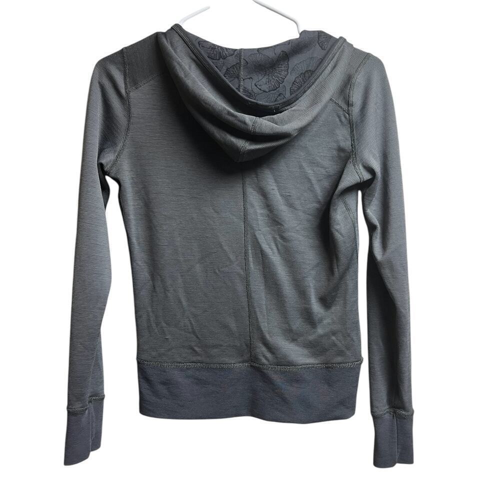 The North Face Women's Reversible Hoodie Sweatshirt Small - Picture 9 of 9